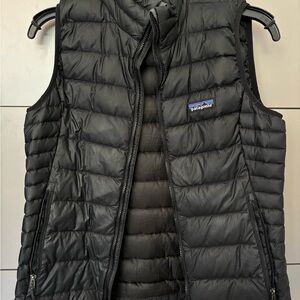 Patagonia black puffer vest